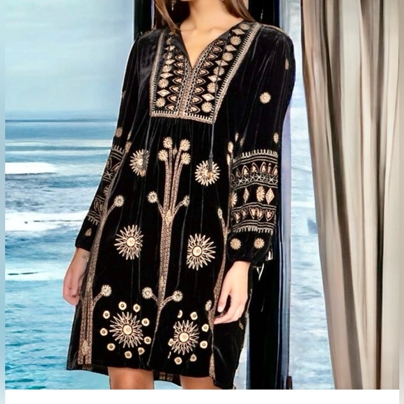 Johnny Was velvet black floral dress 3X NWT Comes with a free gift retail $528. - Picture 5 of 10